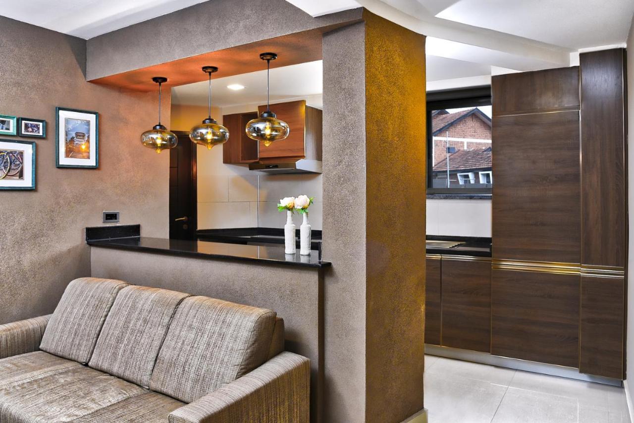 Speke Apartments Kitante 캄팔라 외부 사진