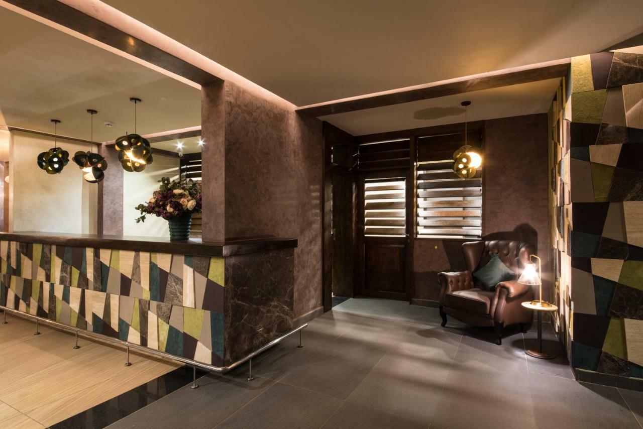 Speke Apartments Kitante 캄팔라 외부 사진