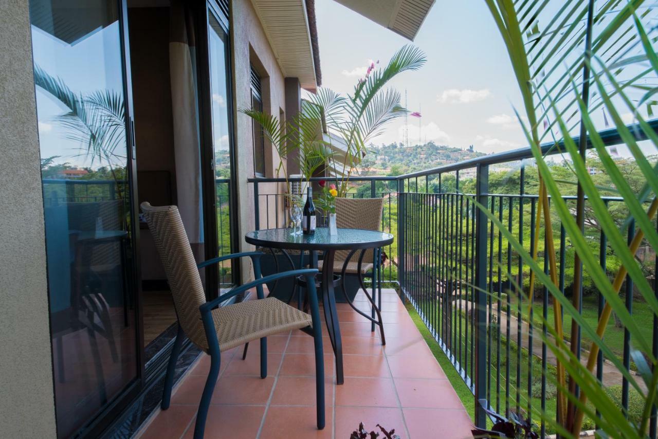 Speke Apartments Kitante 캄팔라 외부 사진