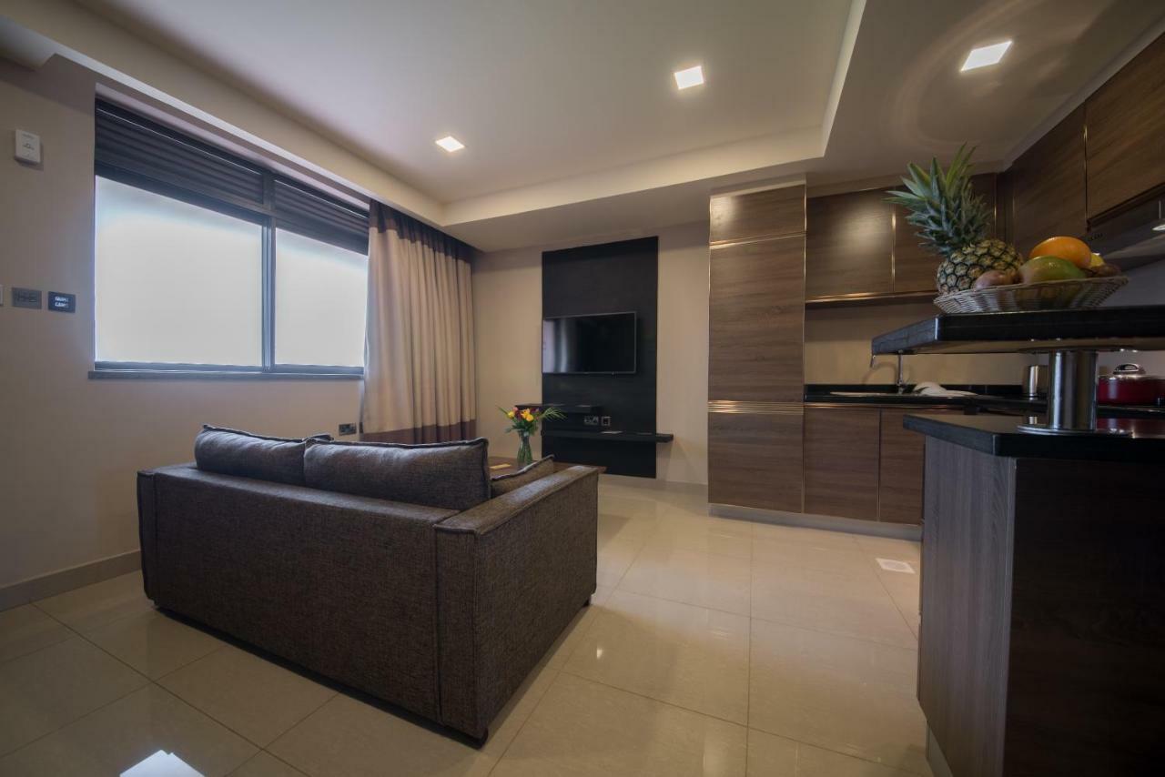 Speke Apartments Kitante 캄팔라 외부 사진