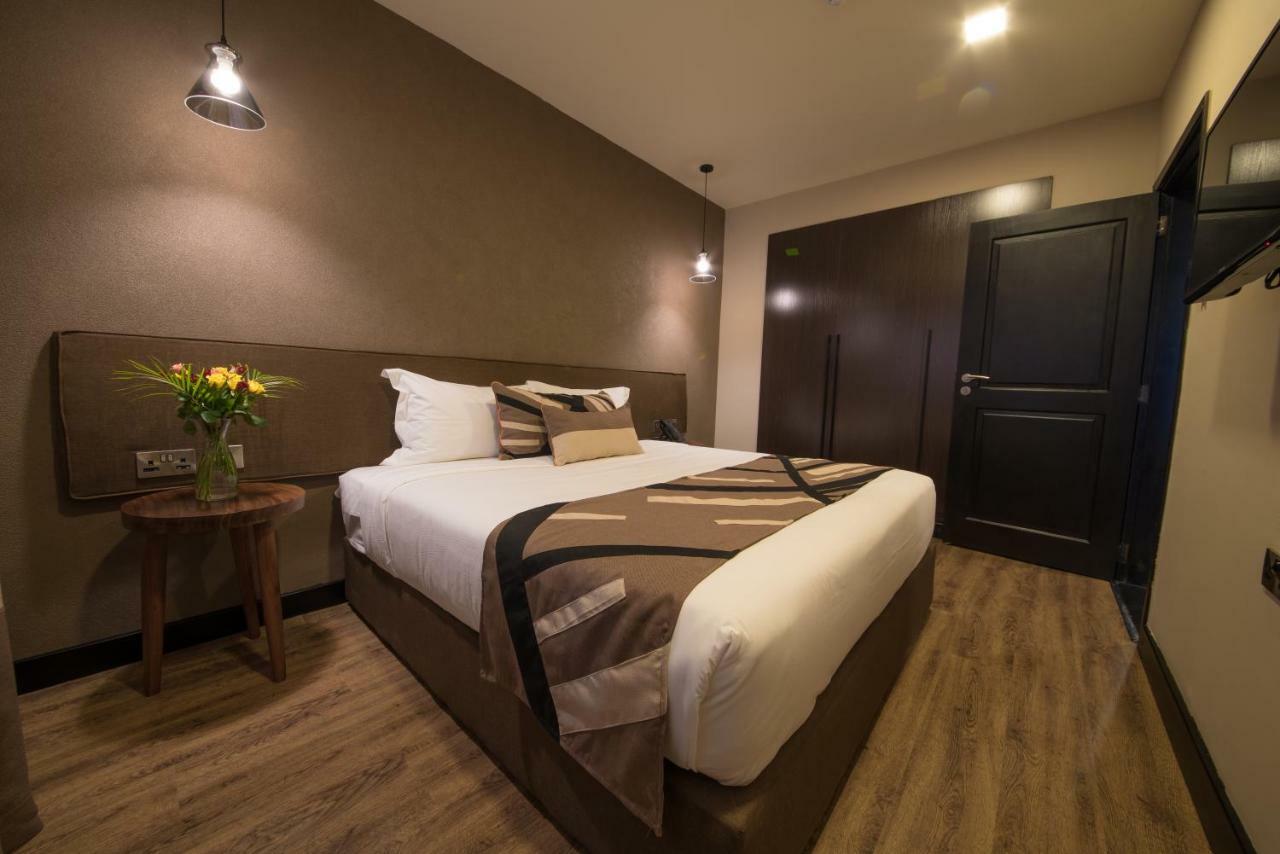 Speke Apartments Kitante 캄팔라 외부 사진